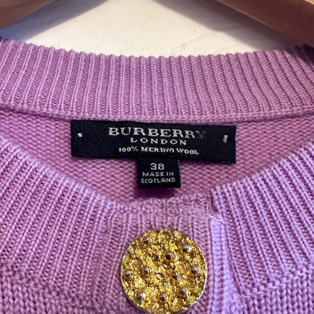 Vintage Burberry London 100% Merino Wool Cardigan Lilac Gold Buttons Scotland - Picture 2 of 7